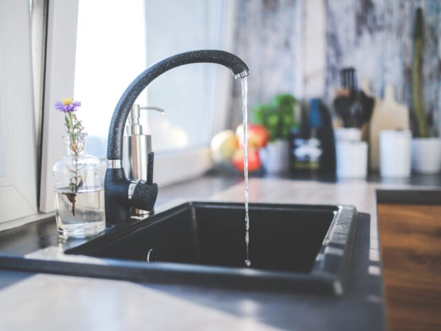 How Flush-Mounted Sinks Revolutionised Singapore’s Kitchens